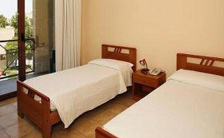 Casa Pastor Bonus Hotel เลชเช ห้อง รูปภาพ