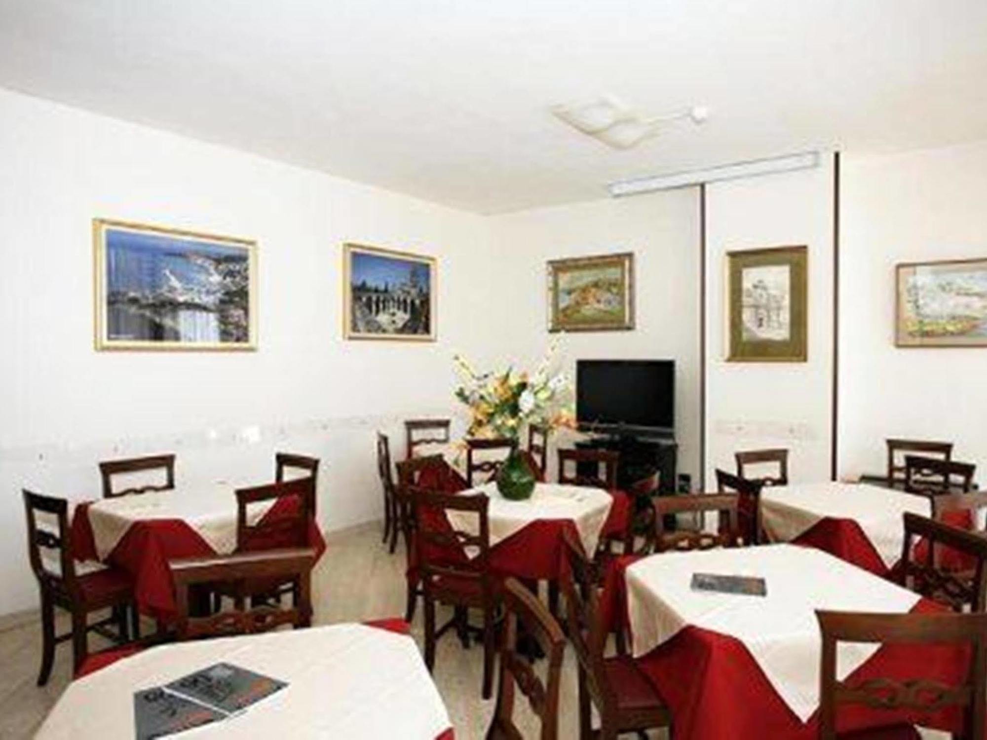 Casa Pastor Bonus Hotel เลชเช ภายนอก รูปภาพ